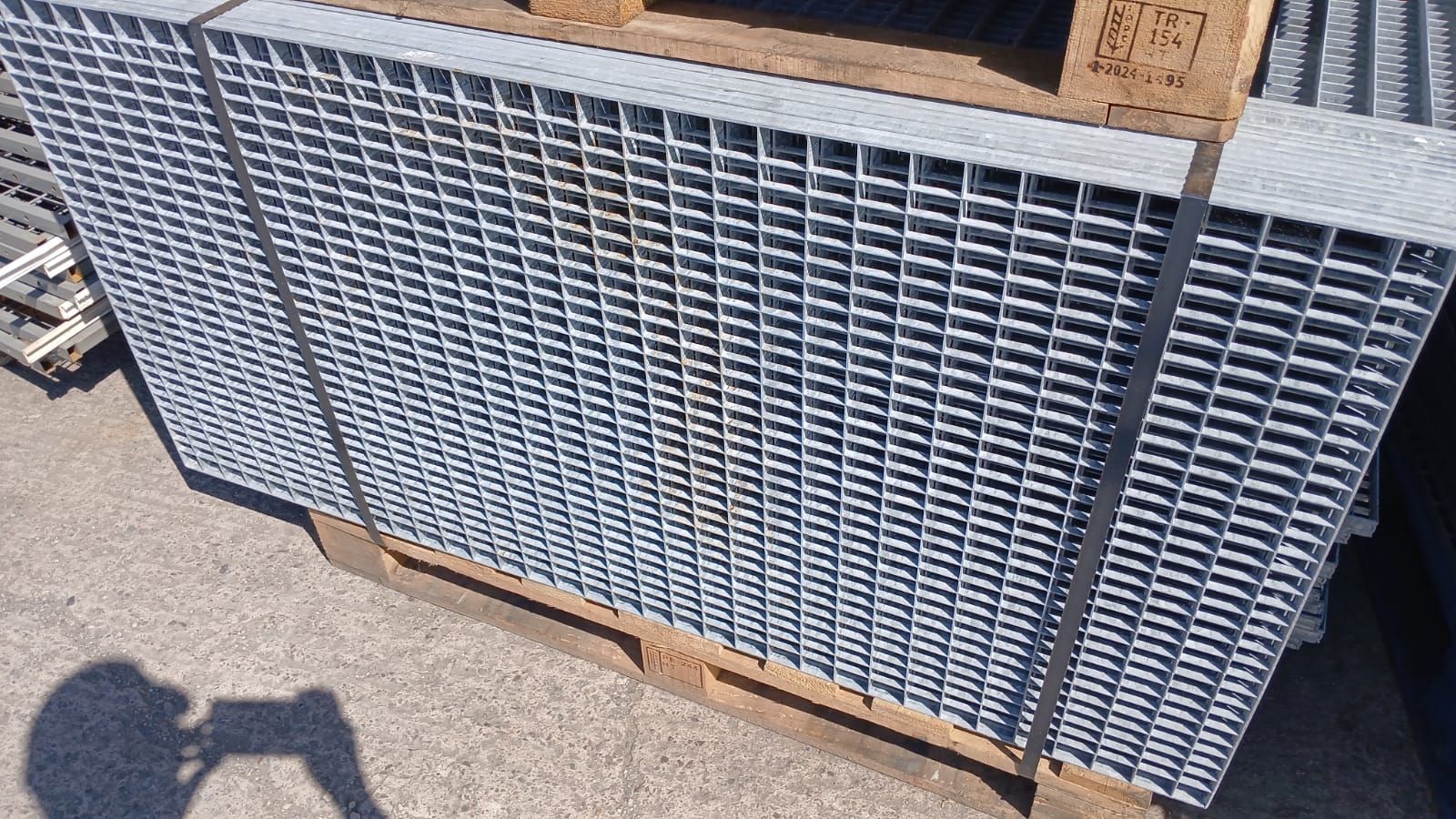 Galvanised Steel Walkway Flow Forge Grates / Panels