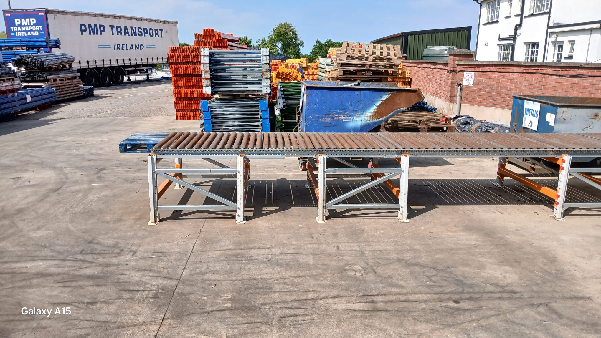 Heavy Duty Used Gravity 32 Roller Conveyor-73cm H Legs (Ref:GRC04)