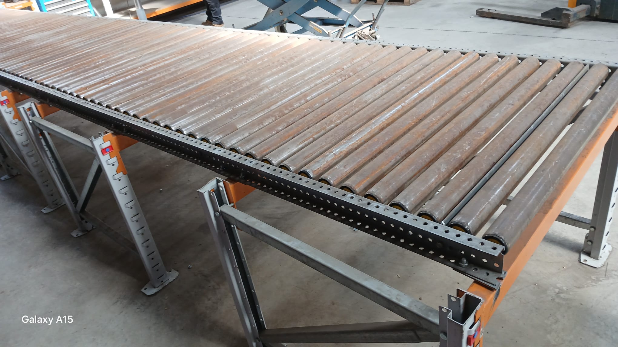 Heavy Duty Used Gravity 32 Roller Conveyor-90cm H Legs (Ref:GRC06)