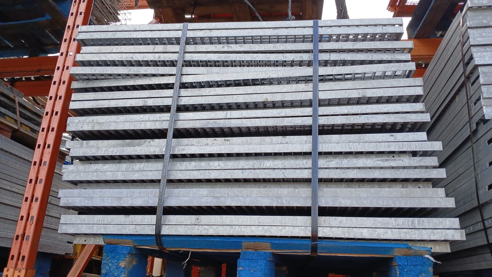 Large Galvanised Steel Walkway Flow Forge Grates / Panels