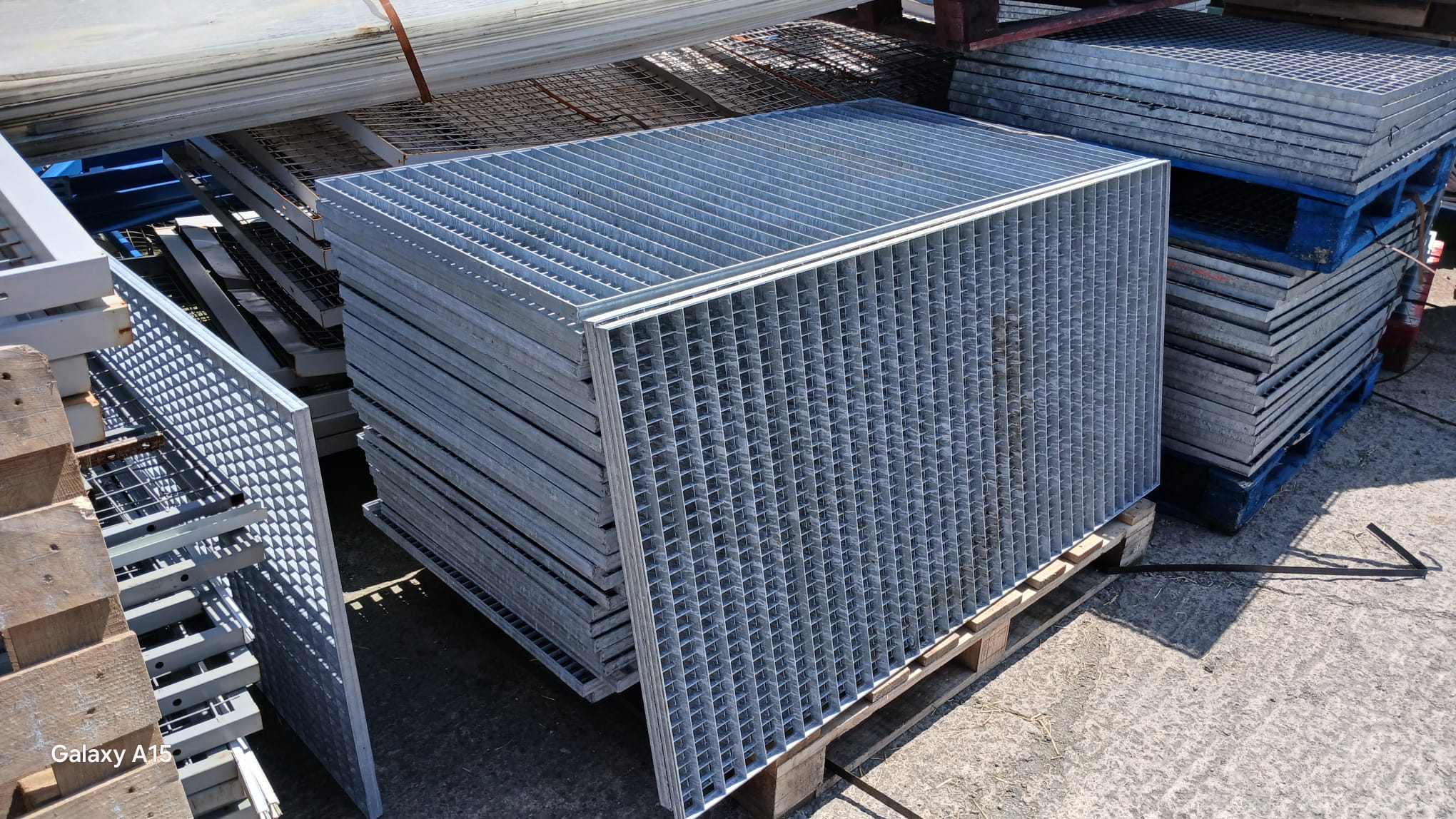 Galvanised Steel Walkway Flow Forge Grates / Panels